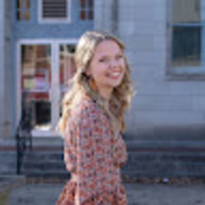 Meet your Posher, Abbie